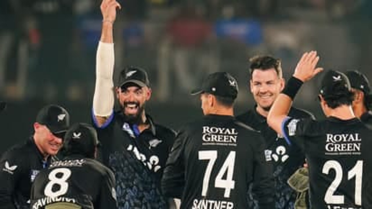 নিউজিল্যান্ডের দারুণ জয়